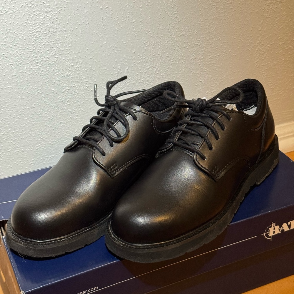Bates Men's Classic Black Oxfords
